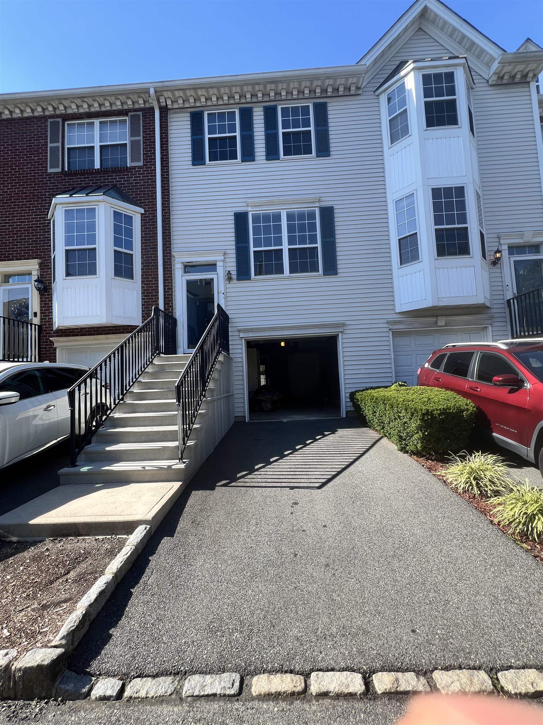 43 Birch Street — photo