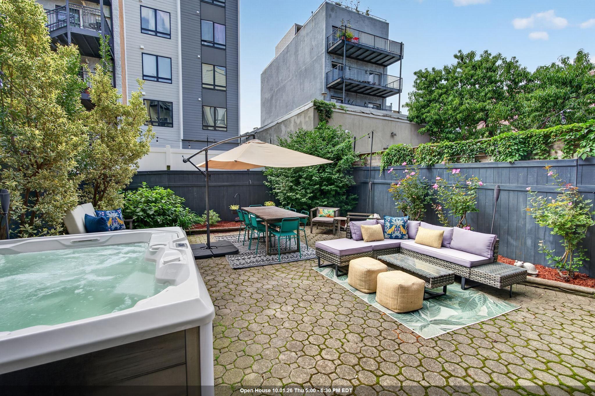 416 Monroe Street — photo