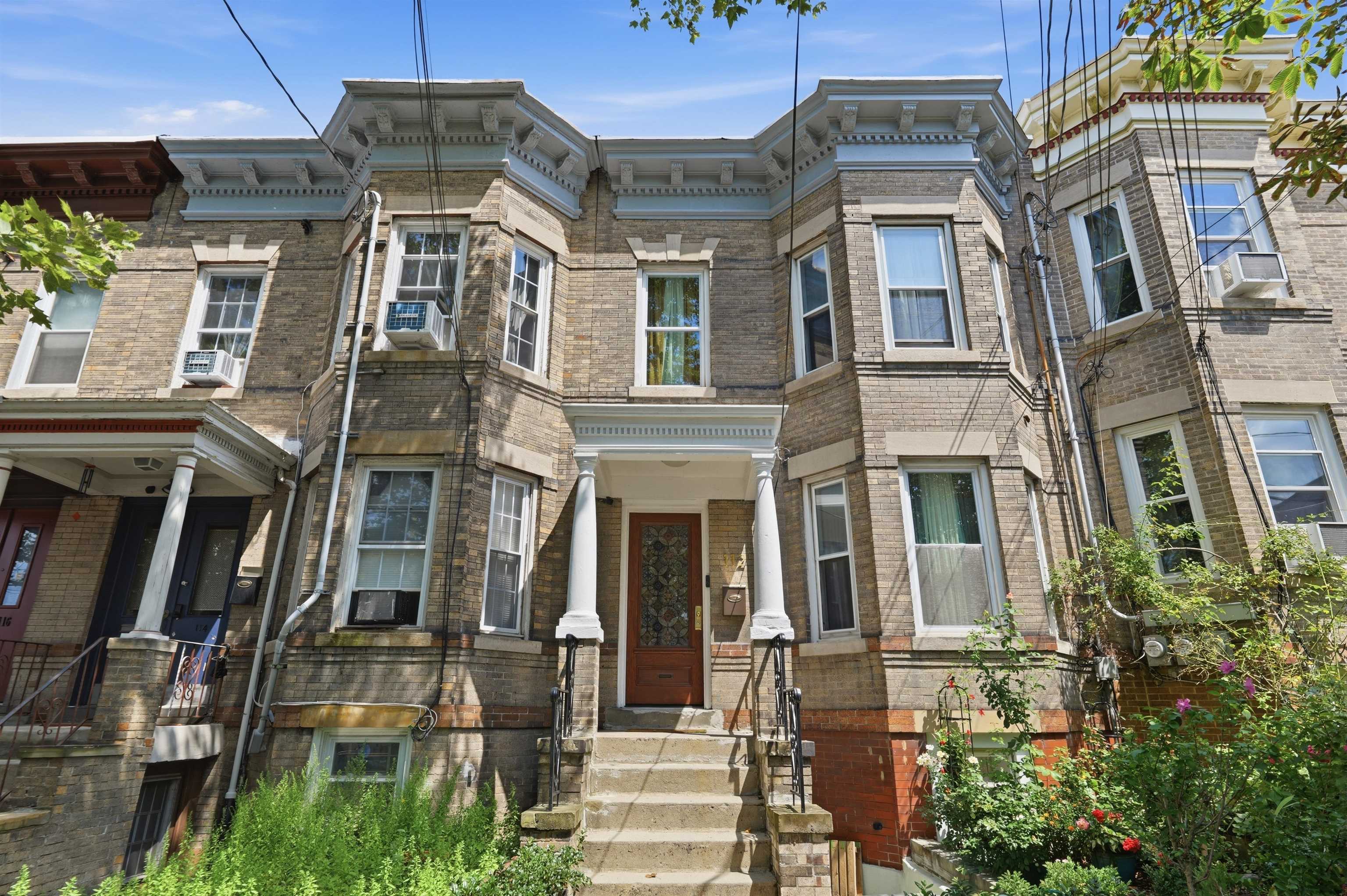 112 Beach Street — photo