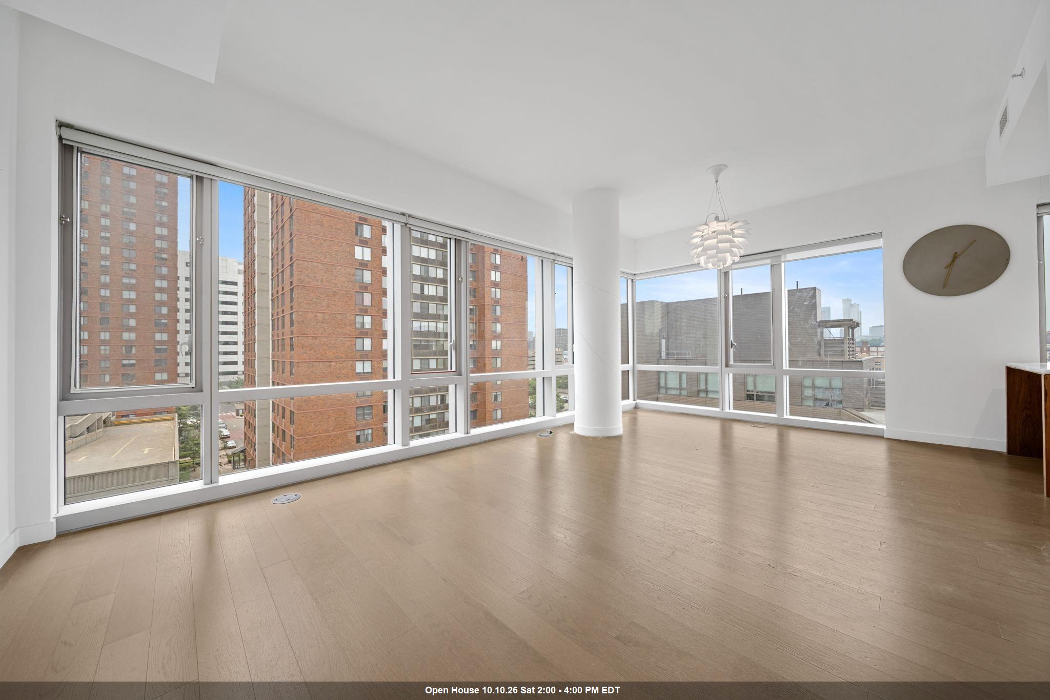 75 Park Lane South — photo