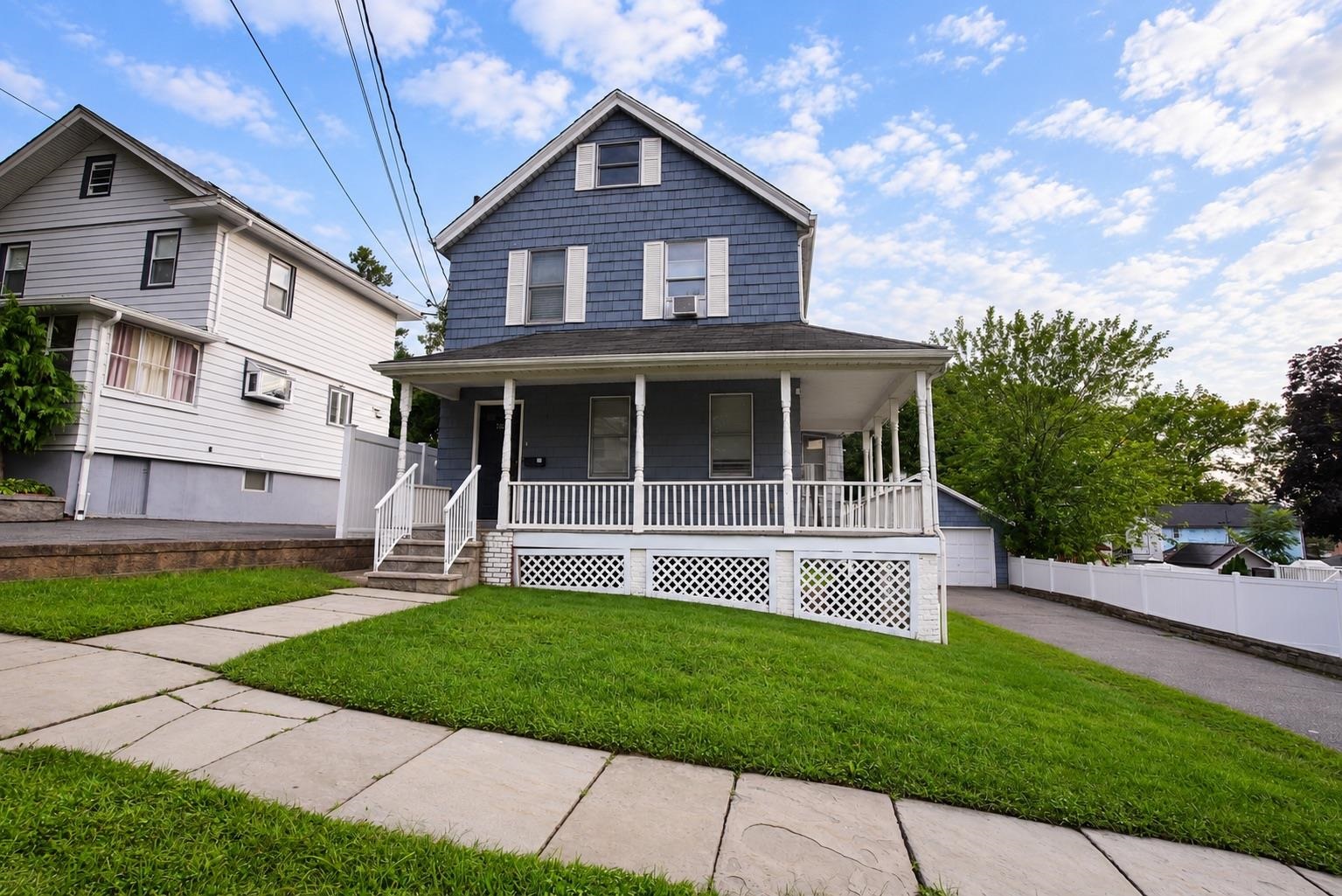 138 Homestead Place — photo