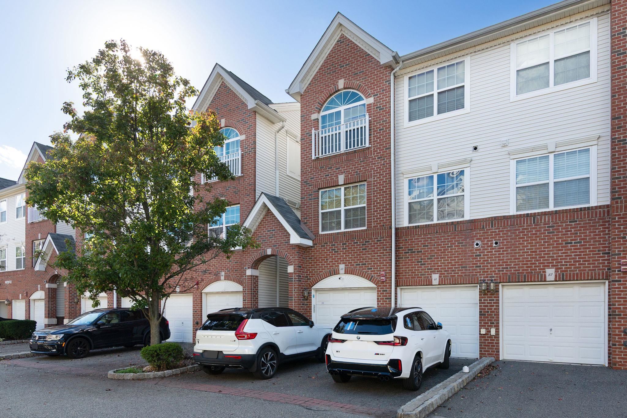 61 Lee Court — photo