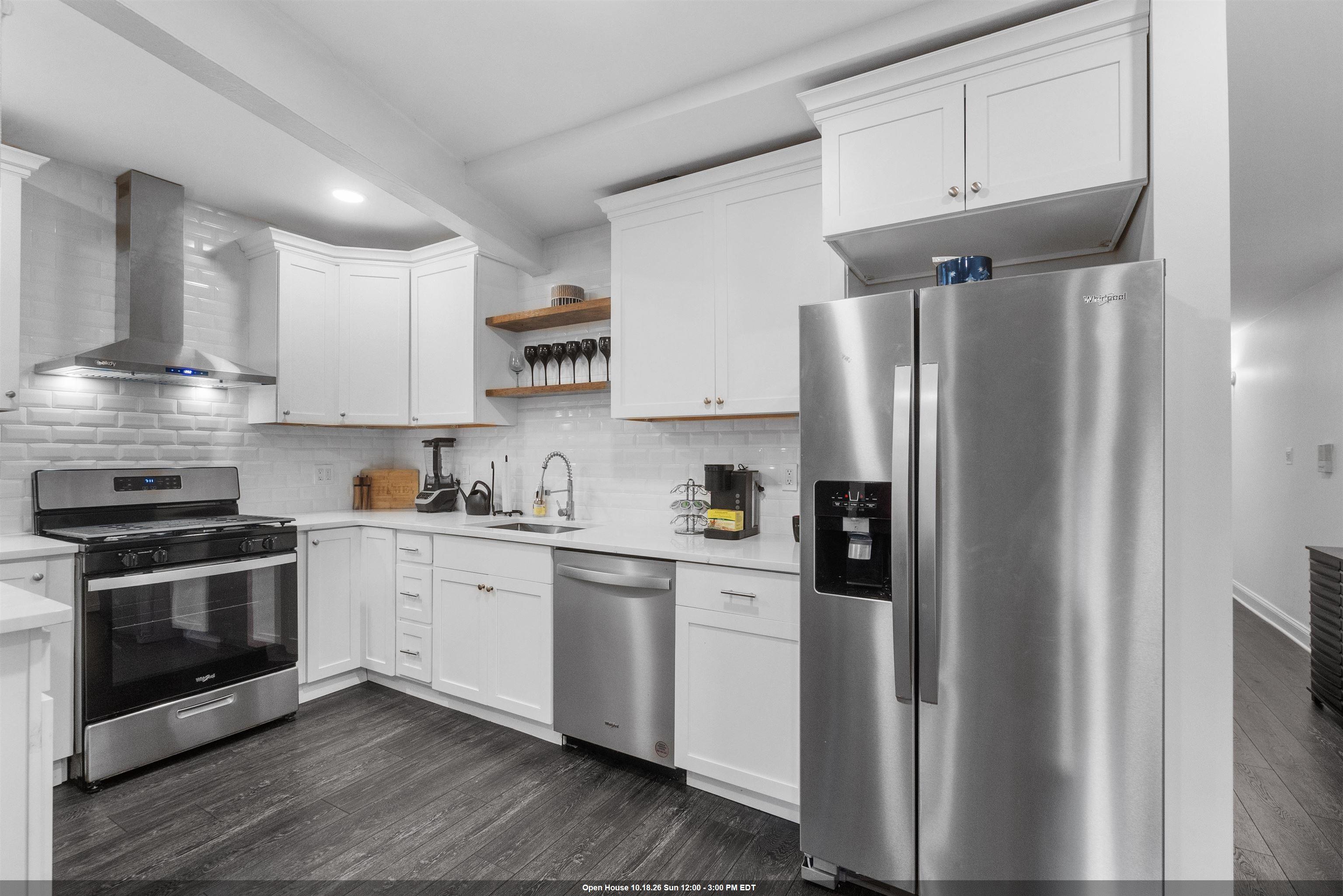 247 Montgomery Street — photo