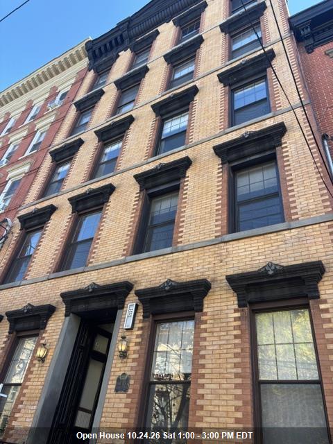 919 Park Avenue — photo