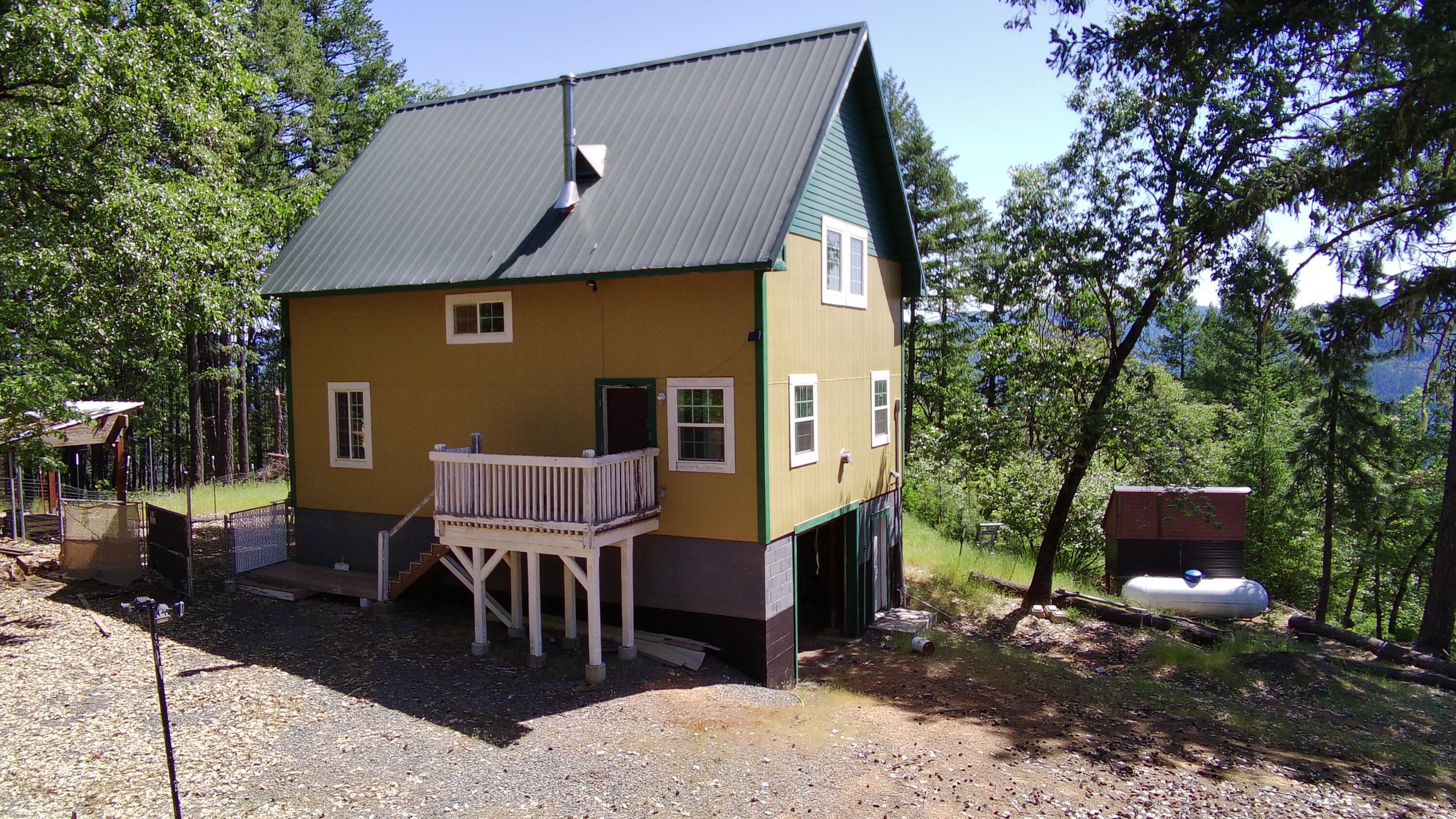440 Upper Moore Gulch Road — photo