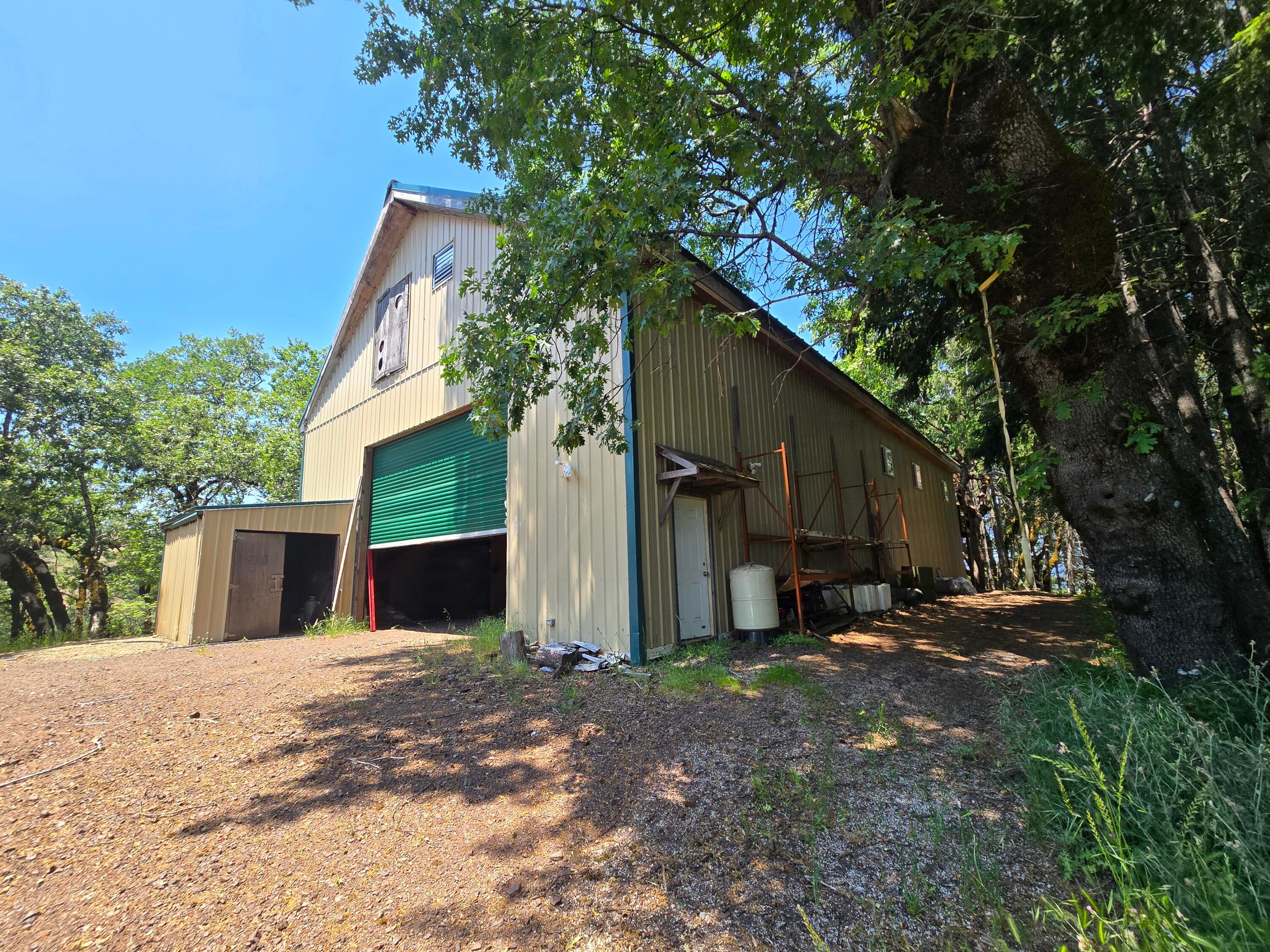 705 Bigfoot Path Road — photo