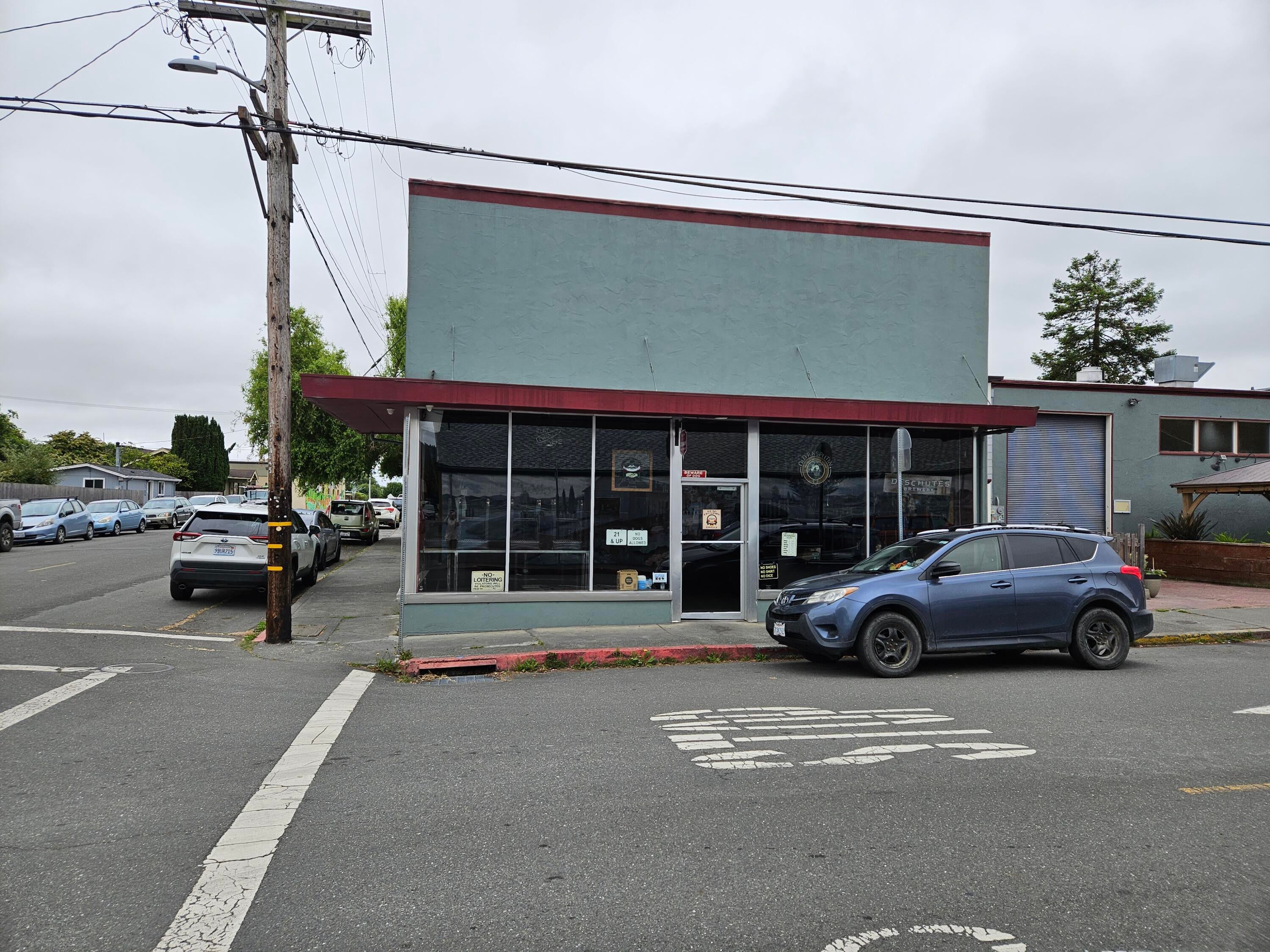 815 J Street — photo