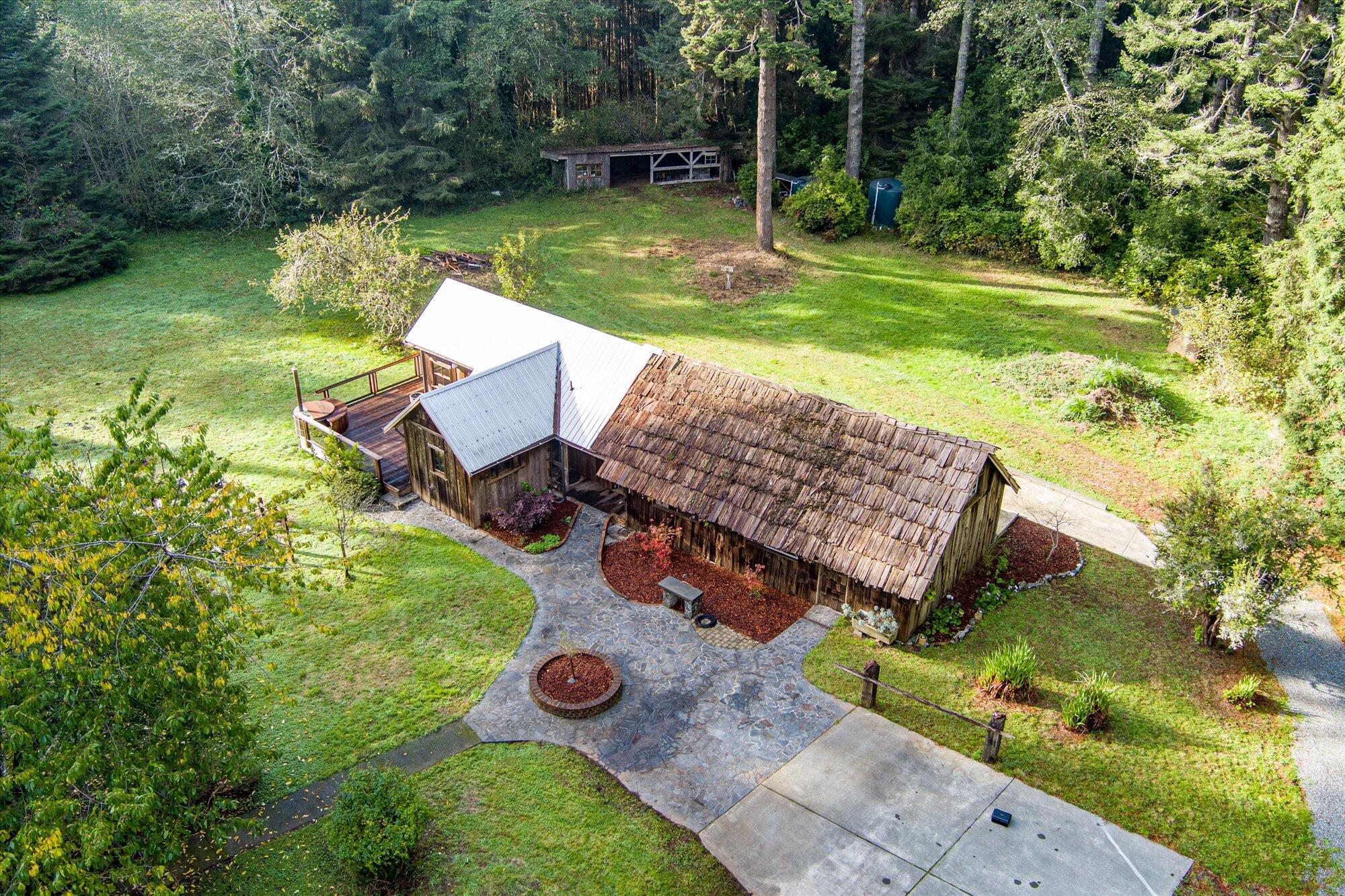 1120 Patricks Pt Drive — photo