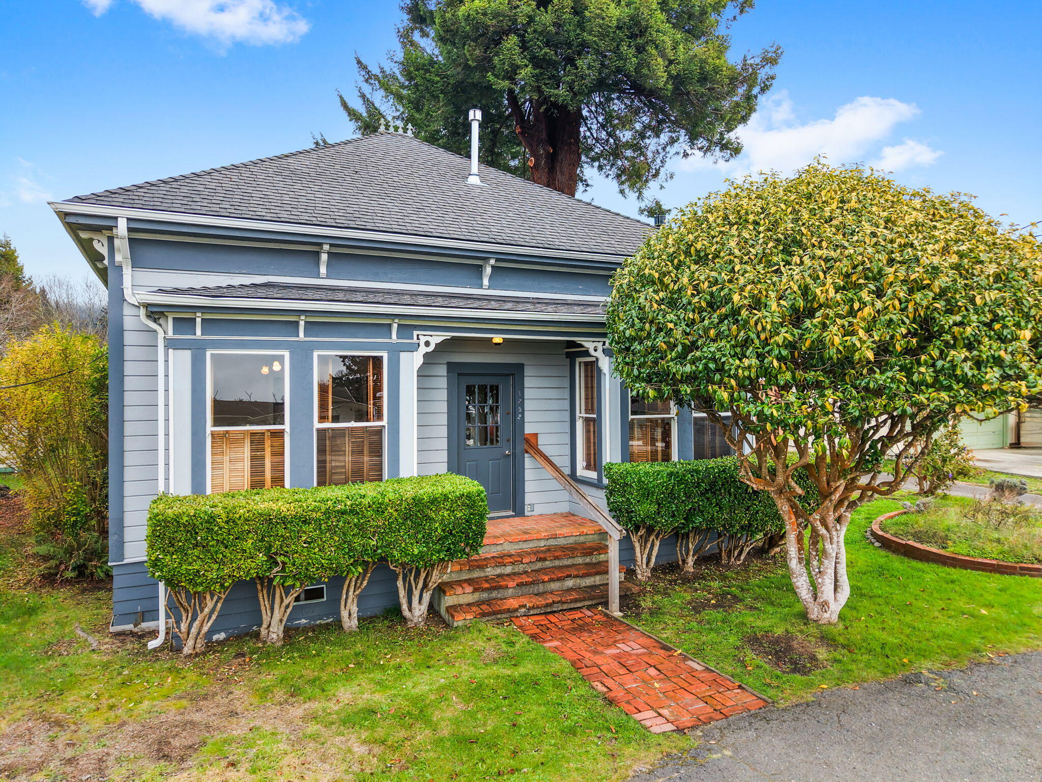 1752 Old Arcata Road — photo