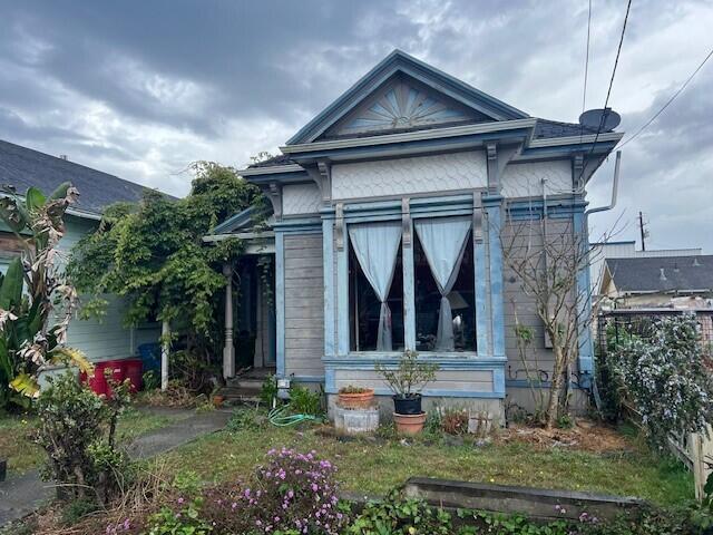 1929 2nd Street — photo