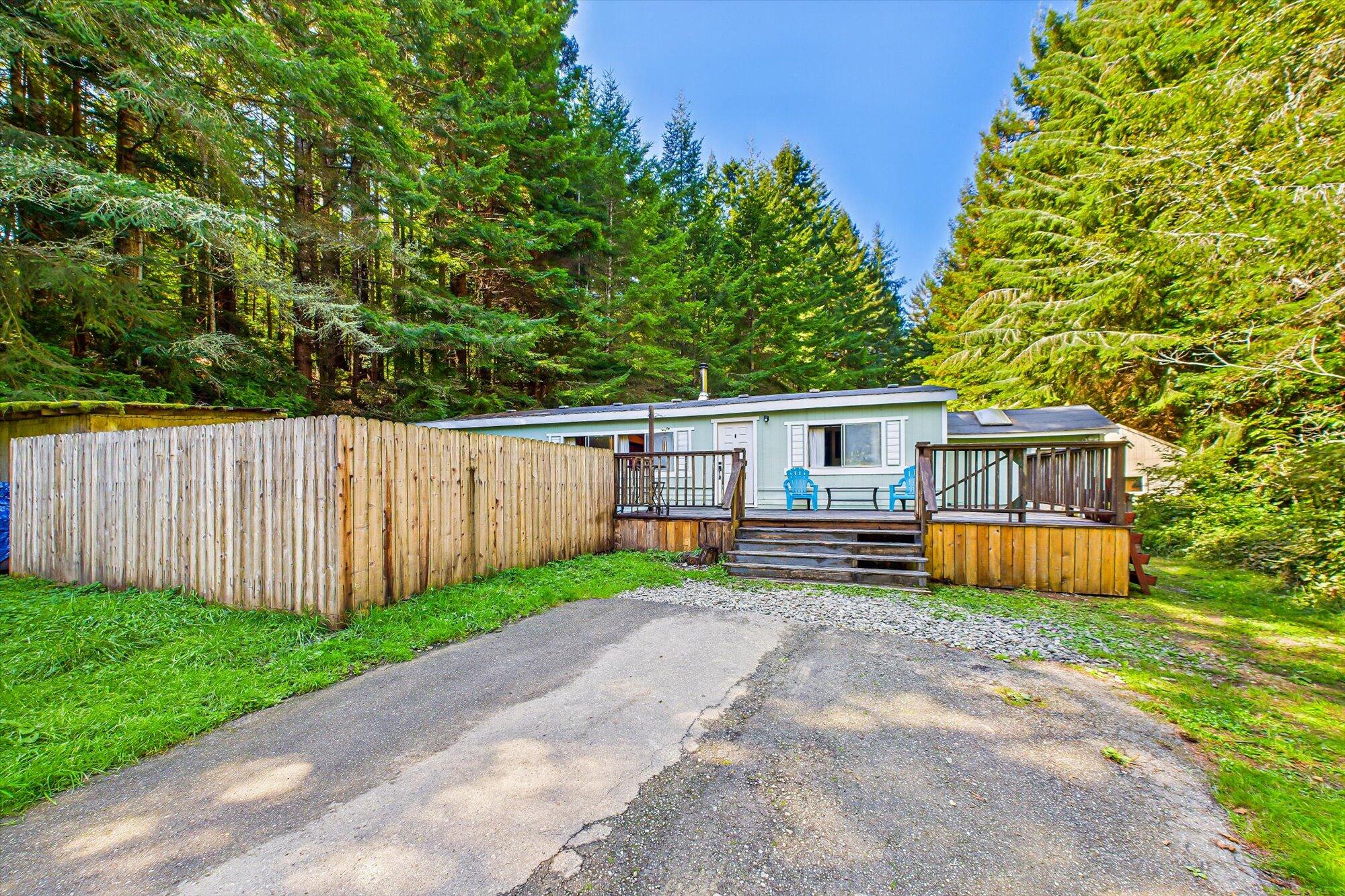 5423 Cummings Road — photo