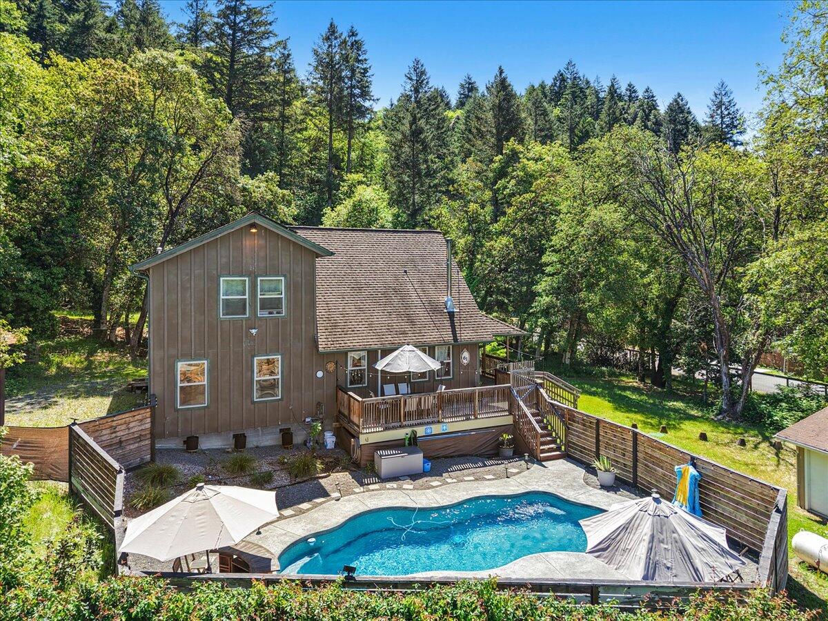 61 Sunset Place — photo