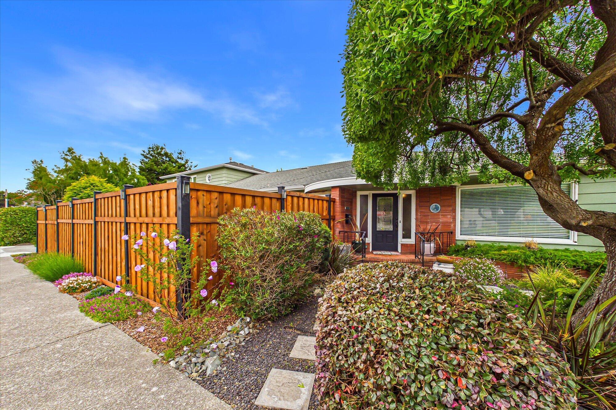 1938 H Street, Eureka, CA 95501 — photo 2