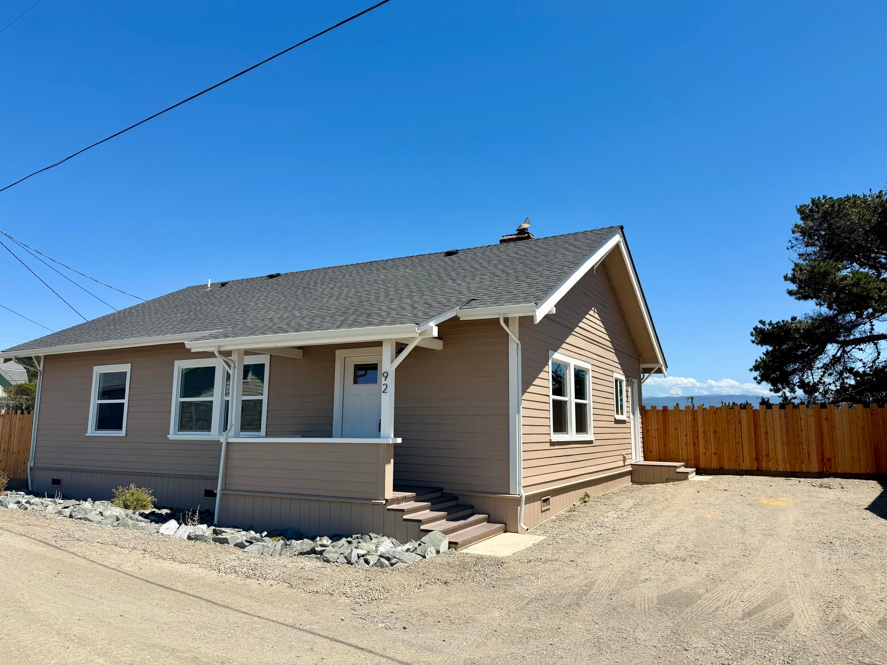 92 Samoa Court — photo