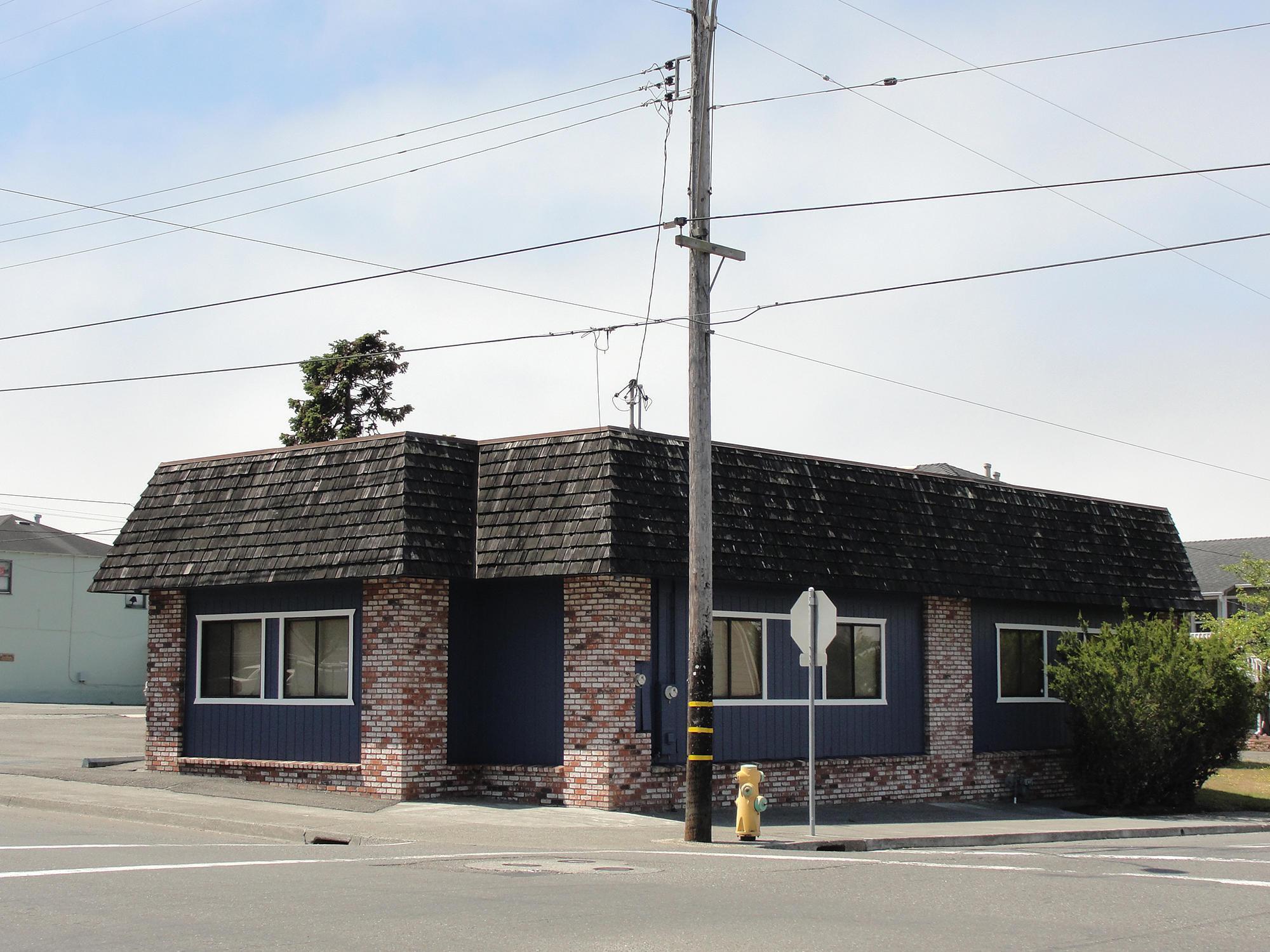1806 E Street — photo