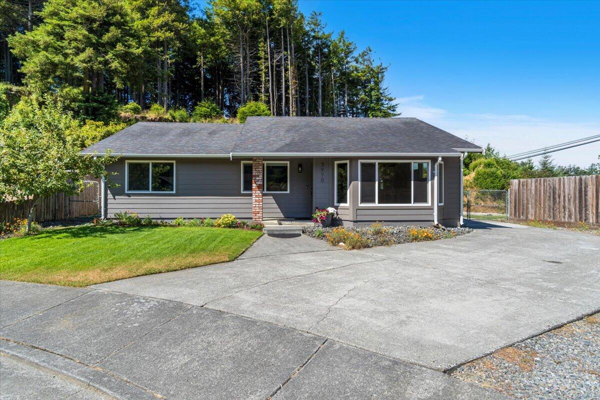 3970 Lissa Drive — photo