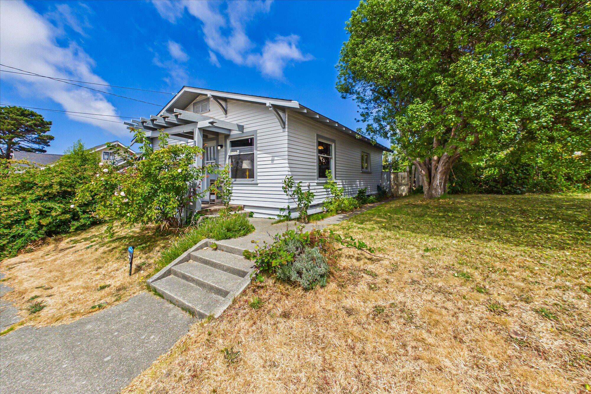 1523 Williams Street — photo