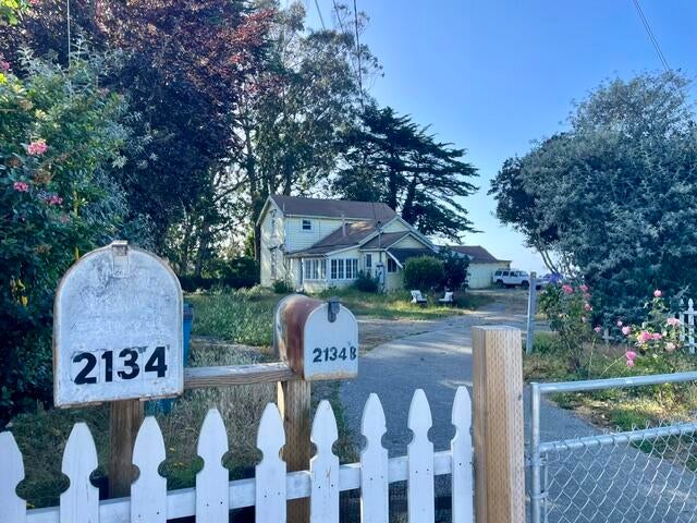 2134 Progress Street — photo