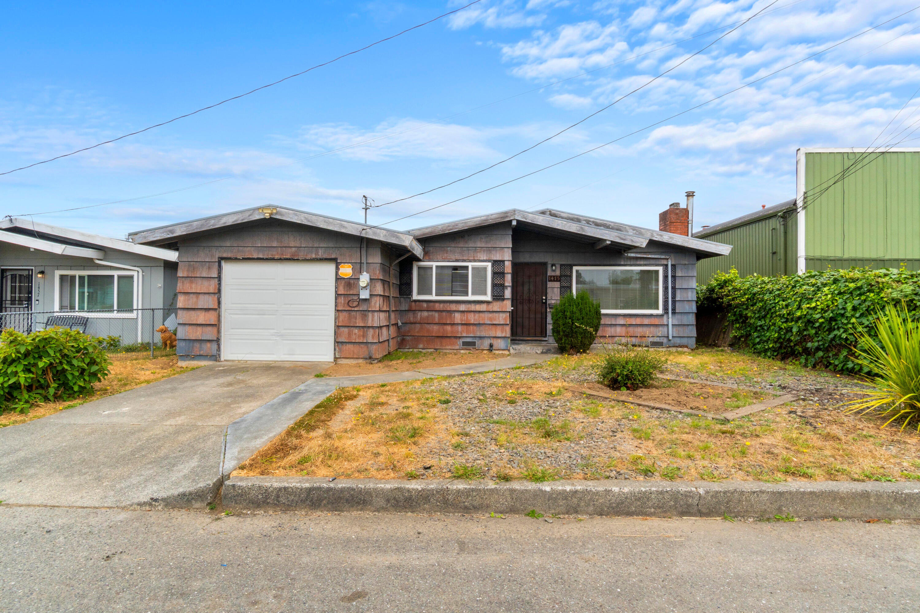 1475 Hoover Street — photo