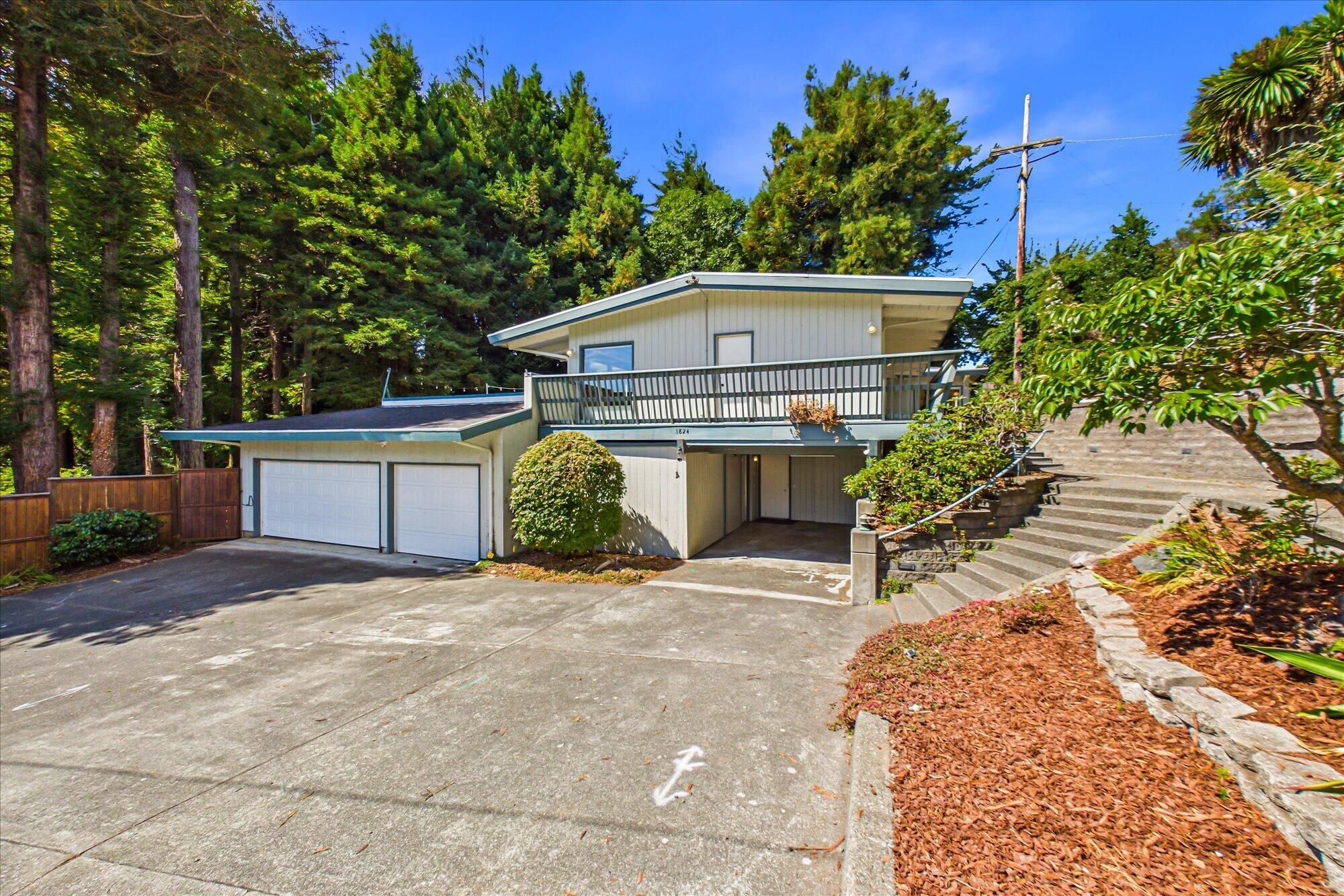 1824 County Lane — photo