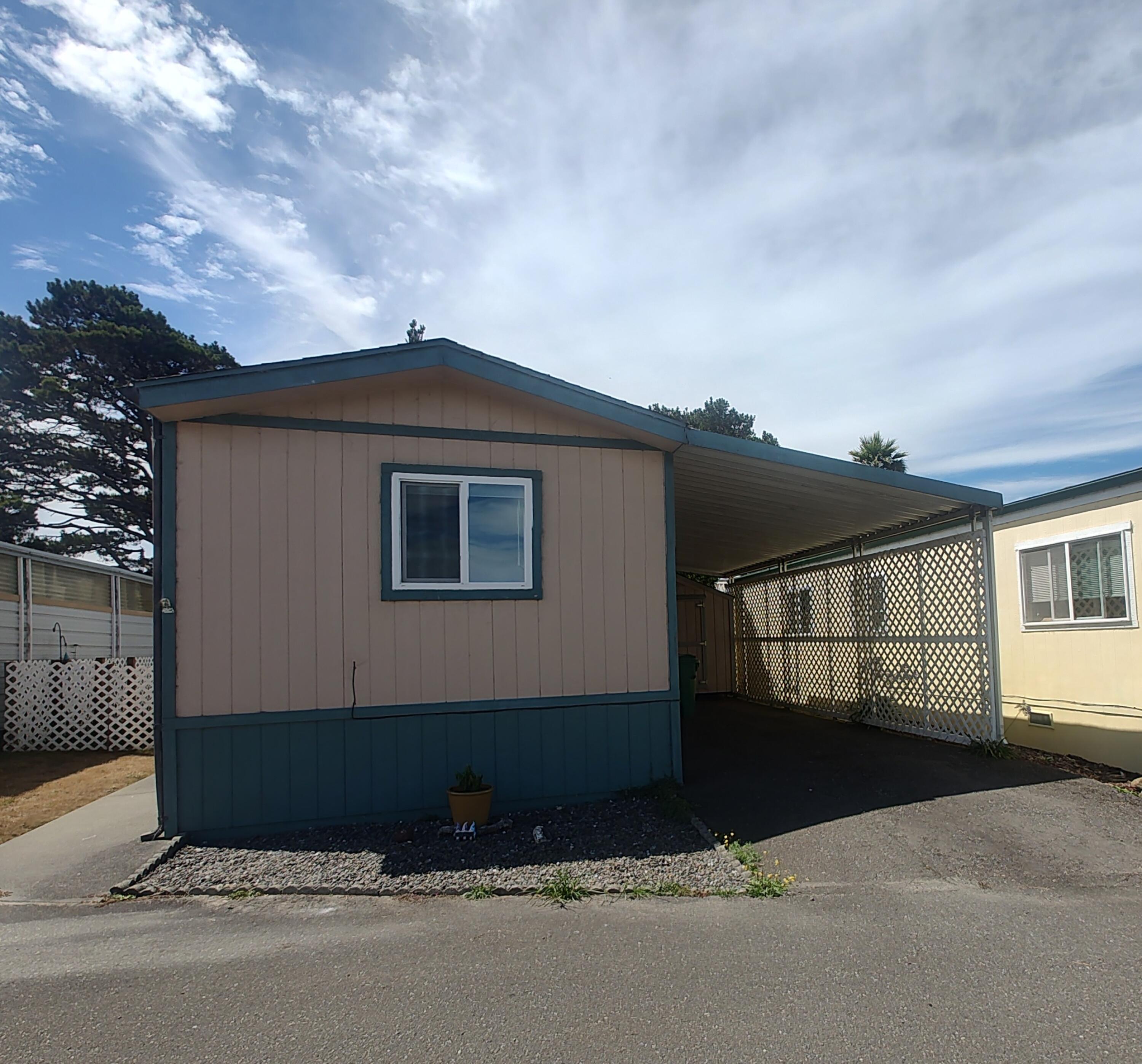 1536 Crown Drive — photo