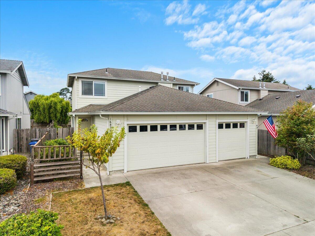 Home in McKinleyville, CA 95519 — photo 2