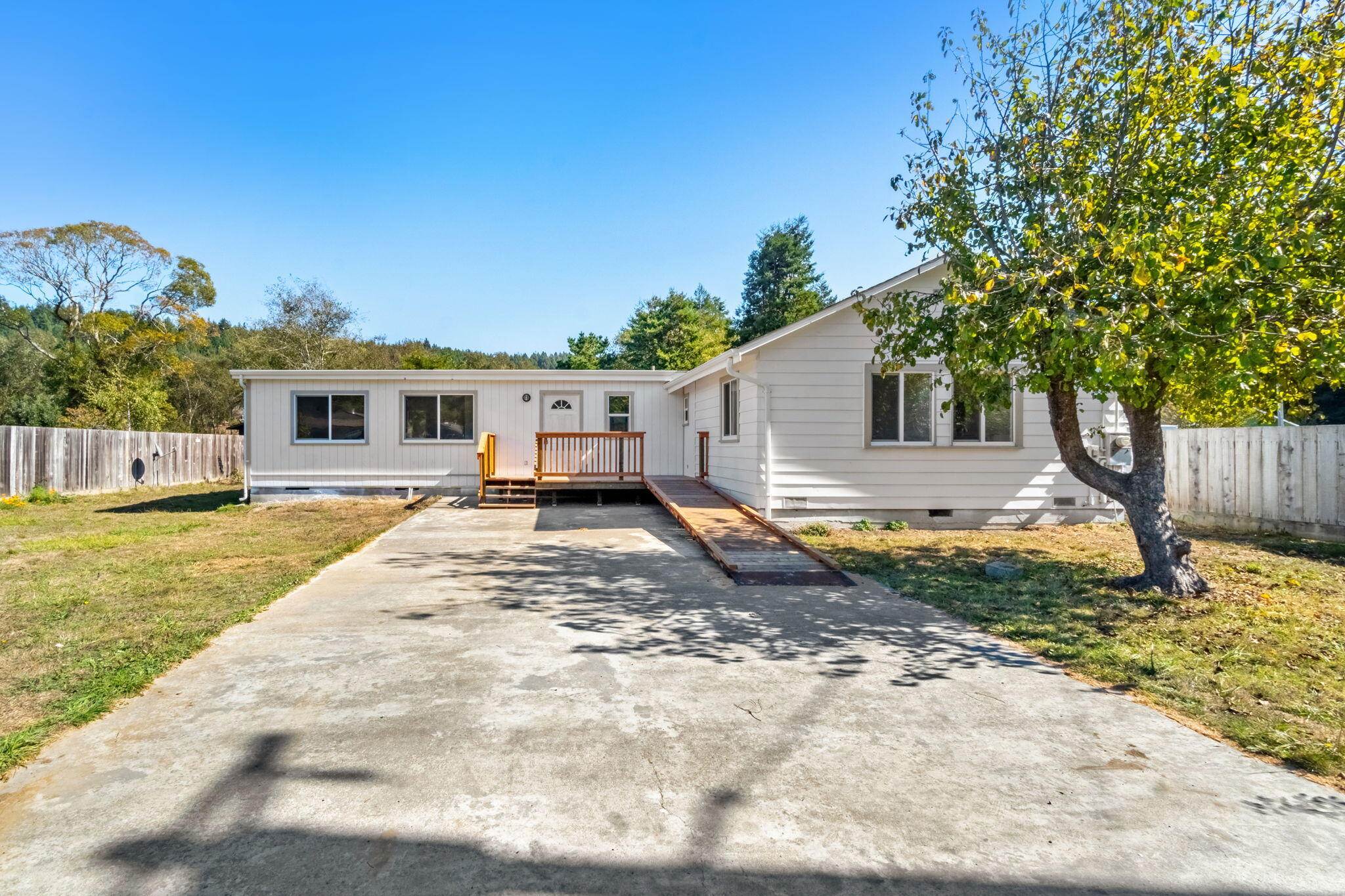 7544 Elk River Court, Elk River, CA 95503 — photo 2