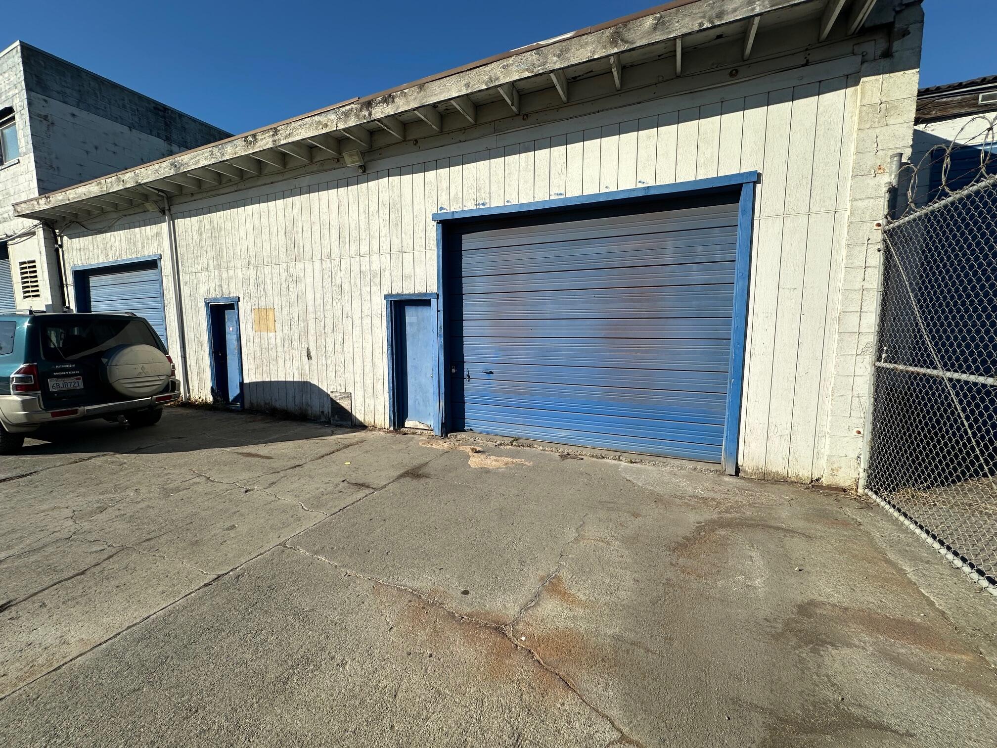 828 Unit 1 W Hawthorne — photo
