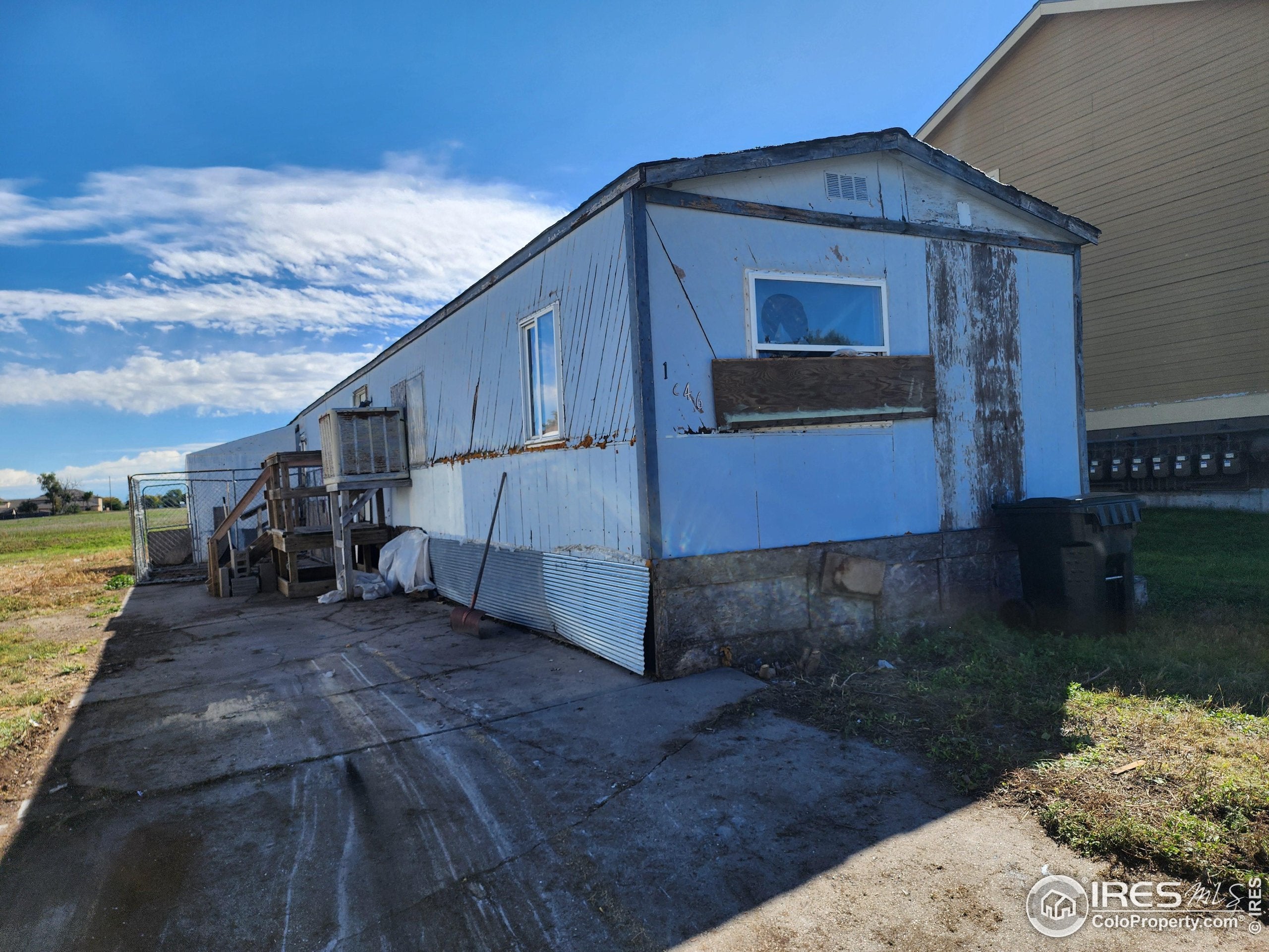1546 Evans St — photo