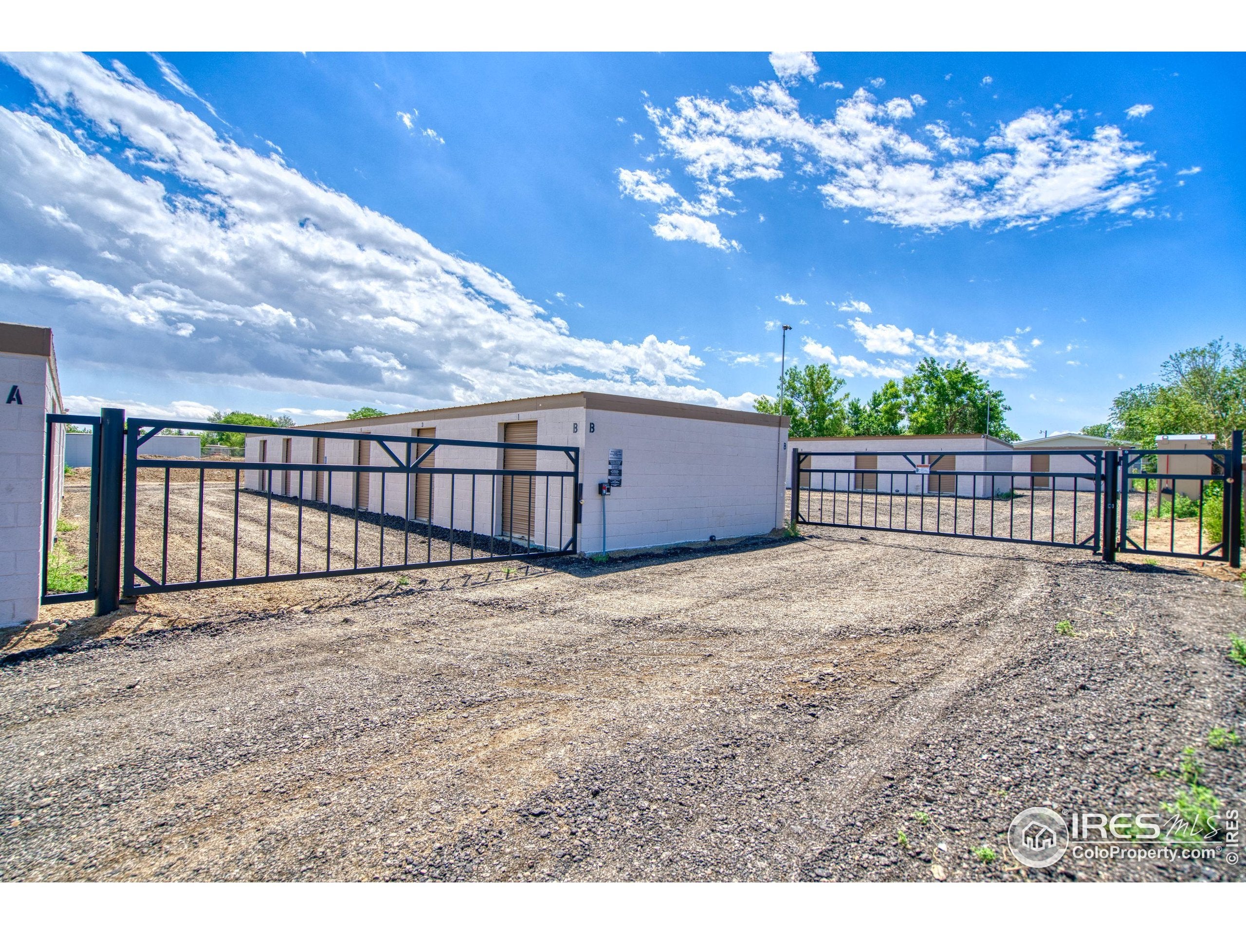 700 Glen Creighton Dr — photo