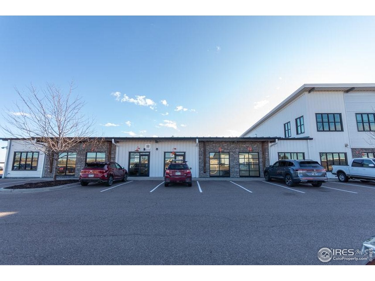 5000 Goodman St 101 — photo