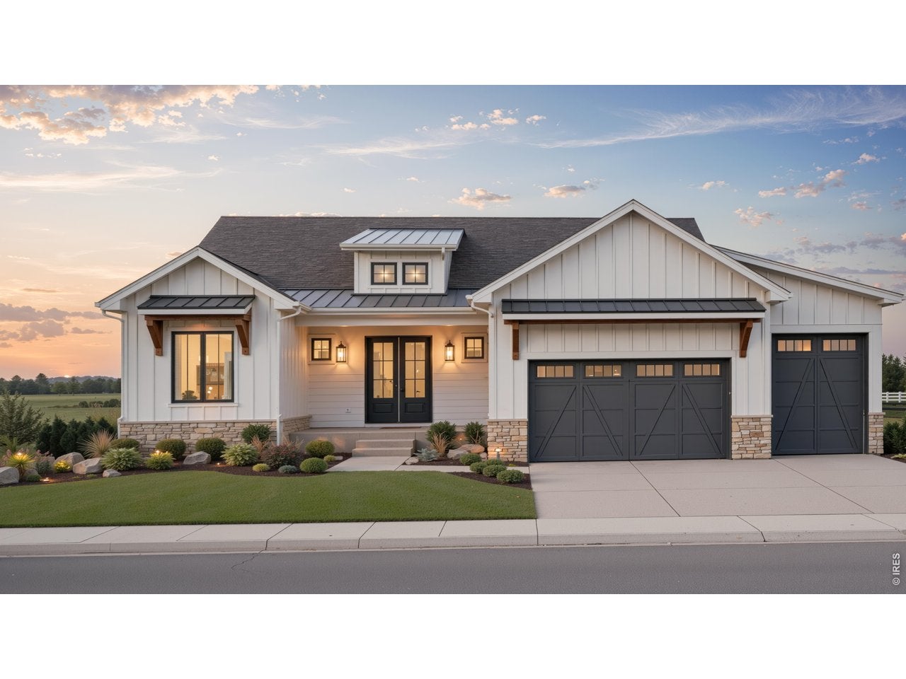 8 Blue Fortune Ct — photo