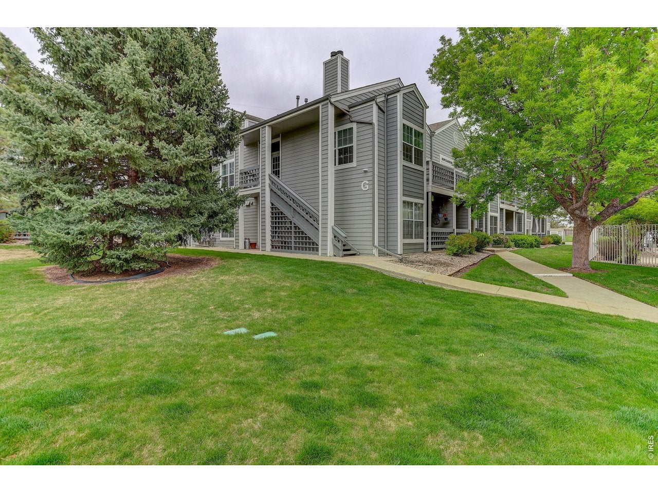 7492 Singing Hills Dr — photo