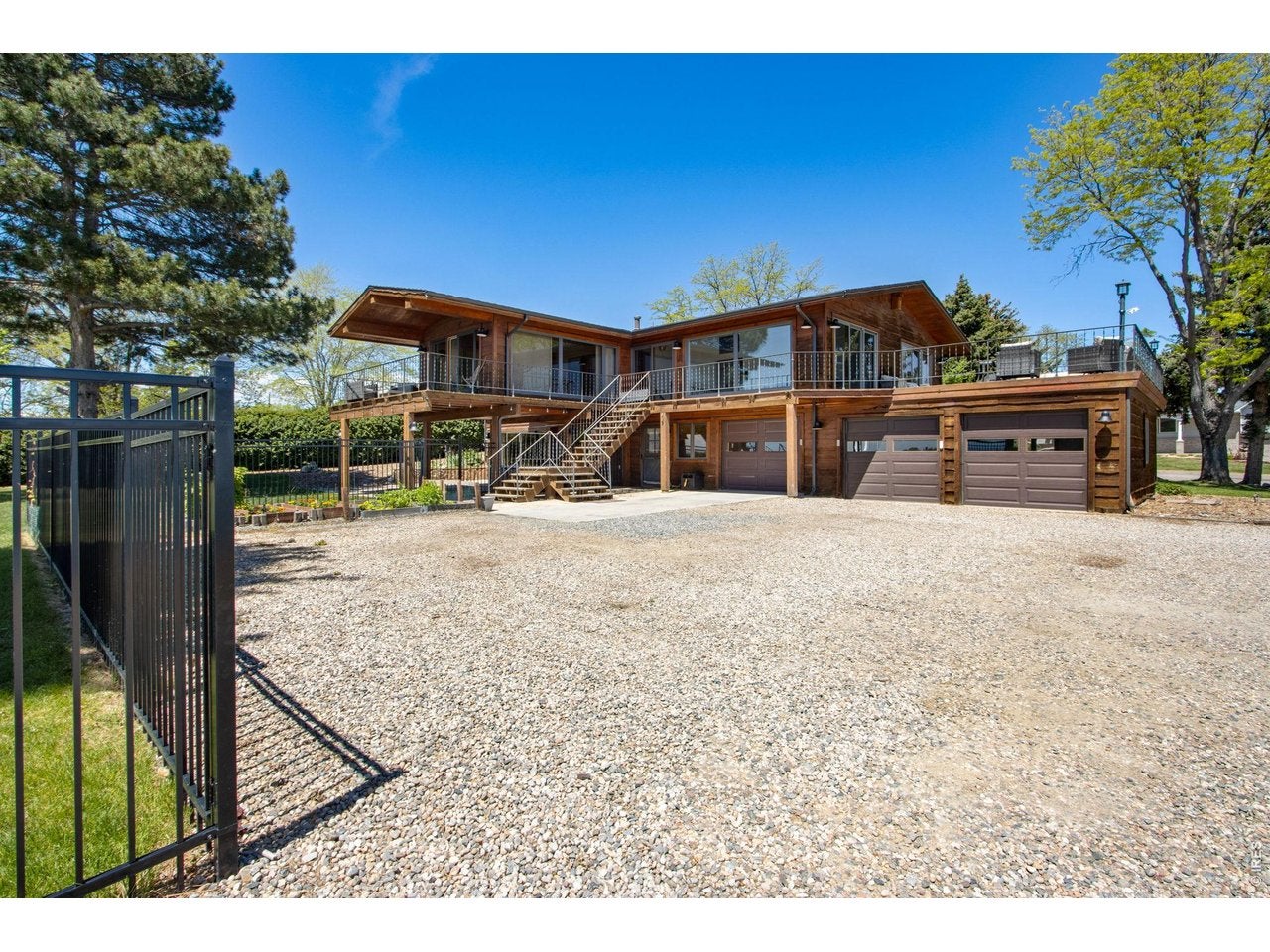 1104 Engleman Pl — photo