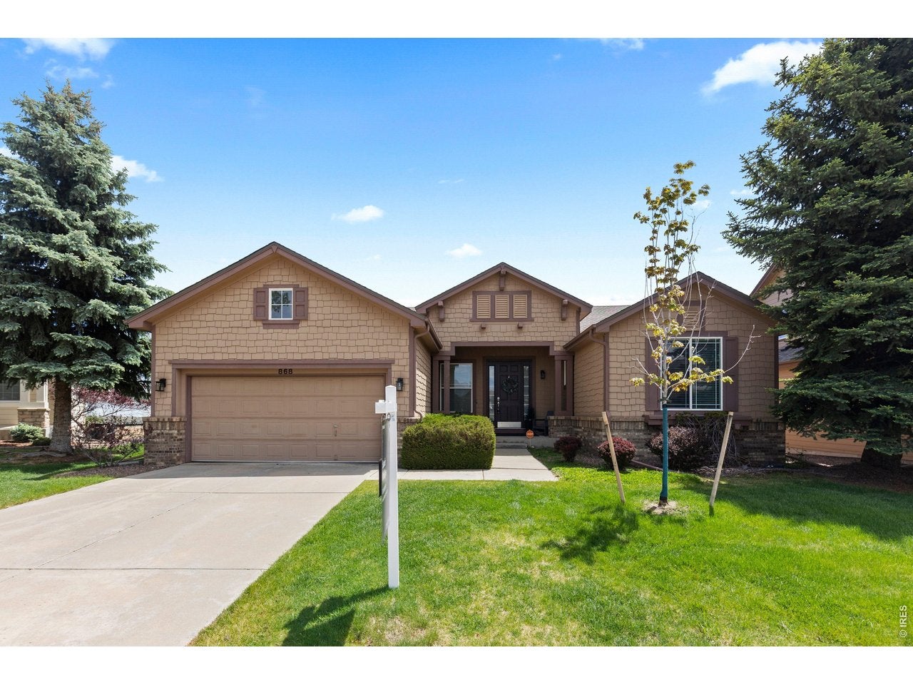 868 Bramblewood Dr — photo