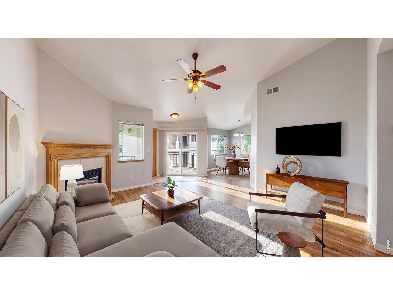 950 52nd Avenue Ct C-4 — photo