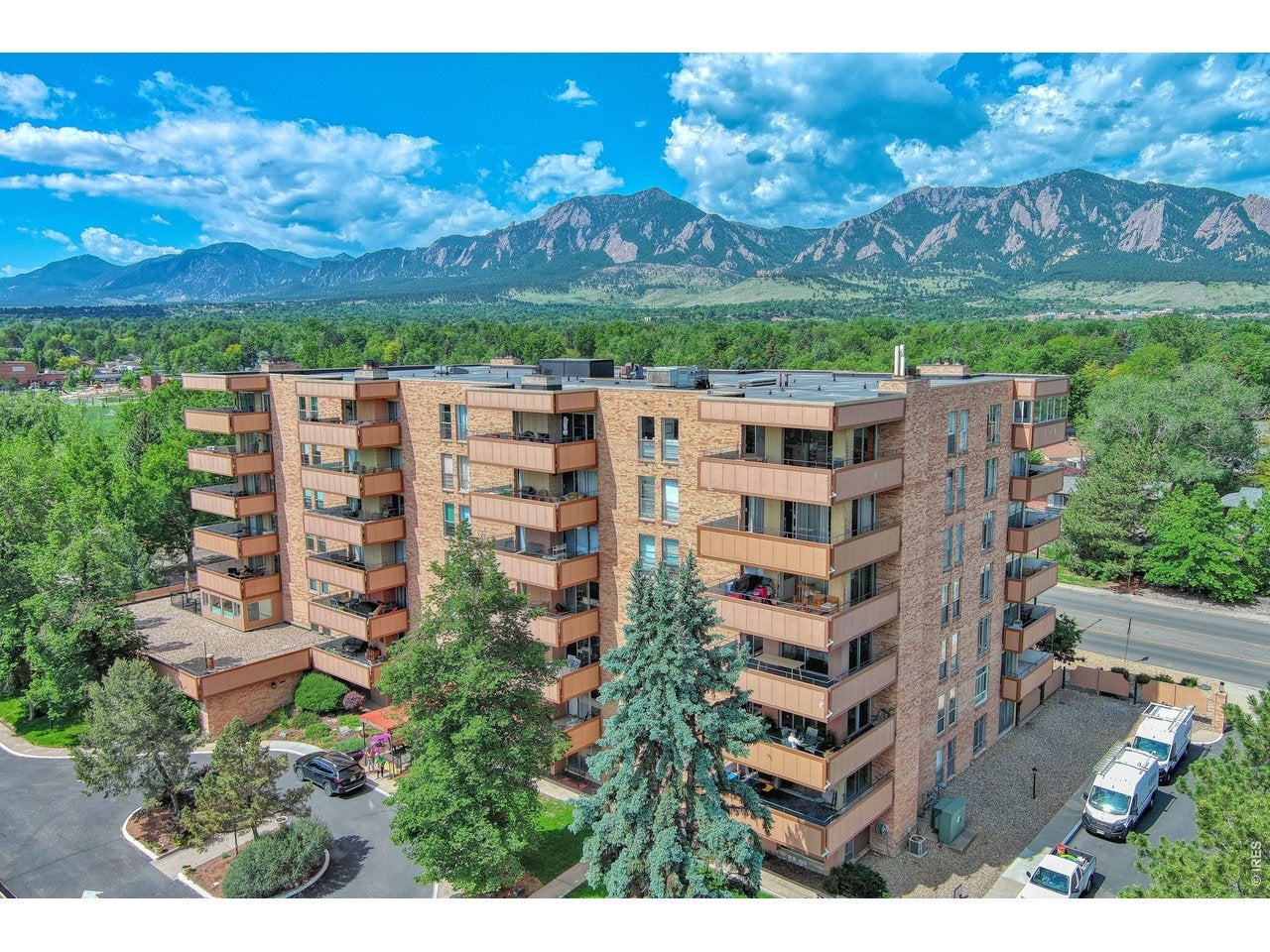 500 Mohawk Dr 103 — photo