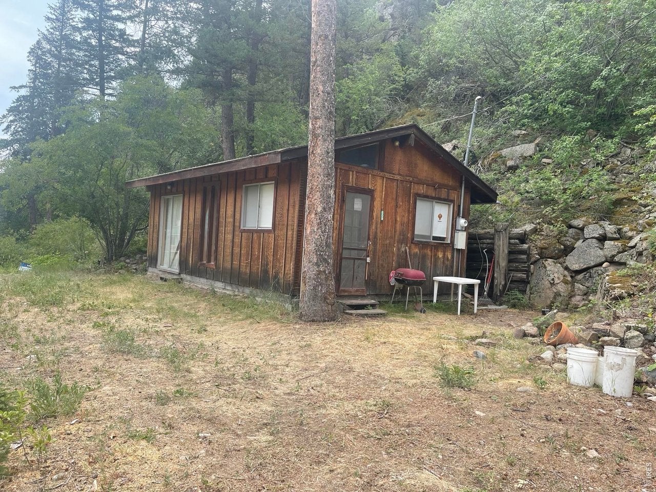 509 Riverside Dr — photo