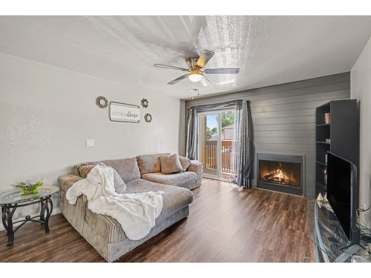225 E 8th Ave F-F11 — photo