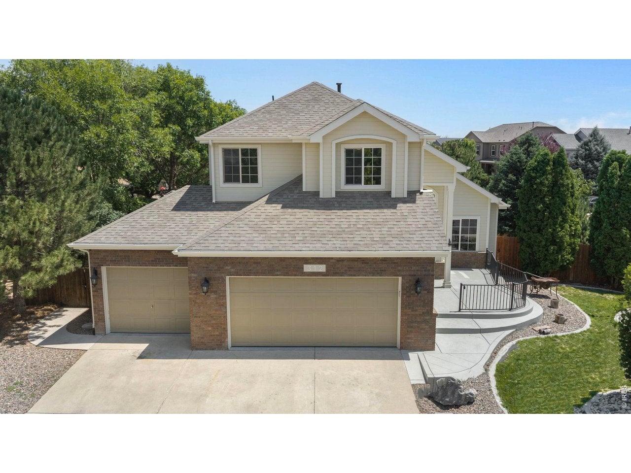 312 Mountain View Ave — photo