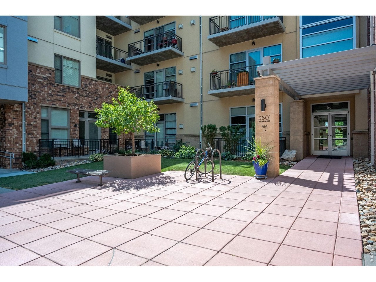 3601 Arapahoe Ave D-424 — photo