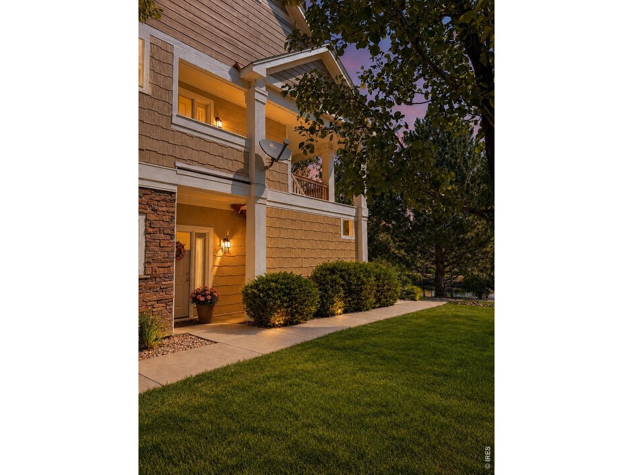 4715 Hahns Peak Dr 103 — photo