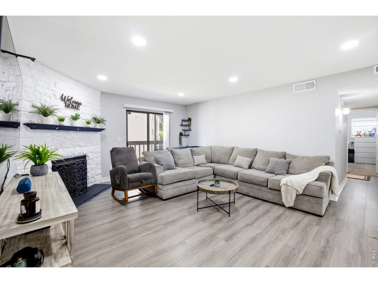 8225 Fairmount Dr 5-105 — photo