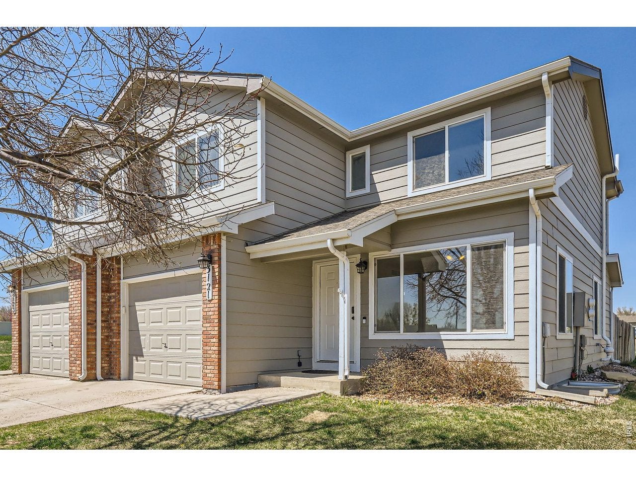 3121 Swan Point Dr — photo