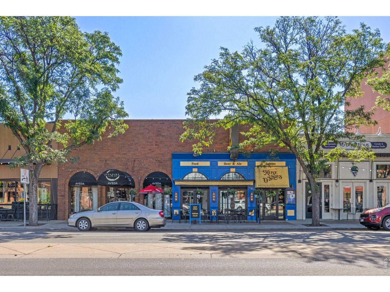 512 Main St — photo