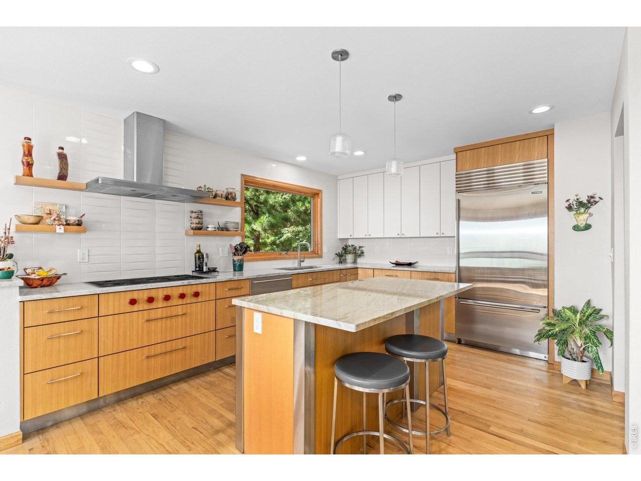 716 Brook Rd — photo