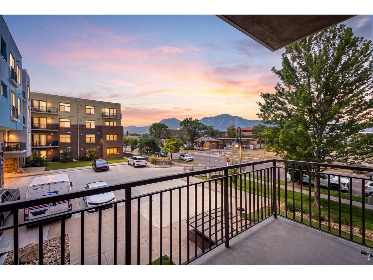 3401 Arapahoe Ave 220 — photo