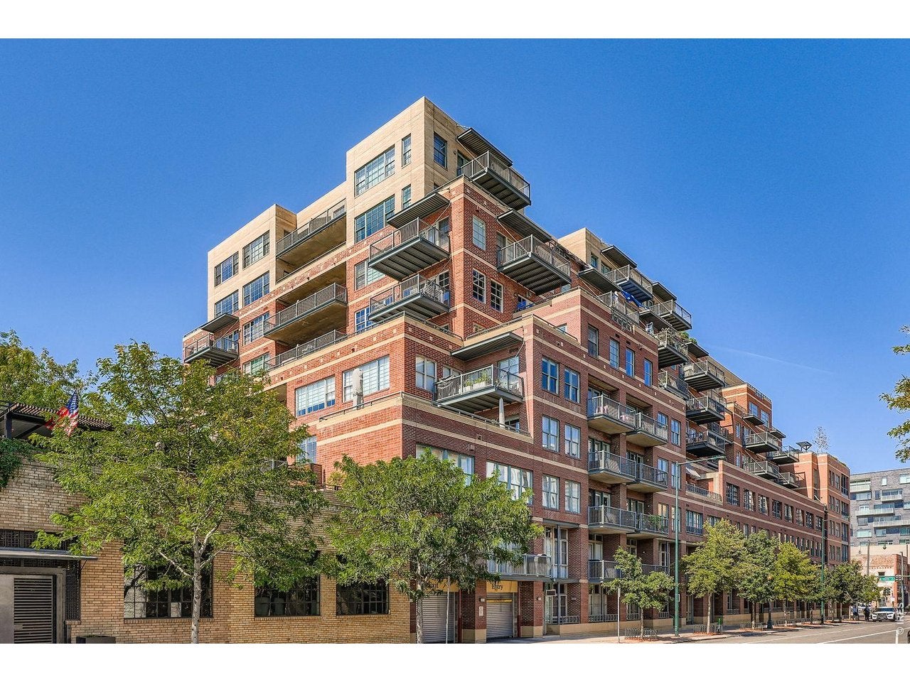 1499 Blake St 4G — photo