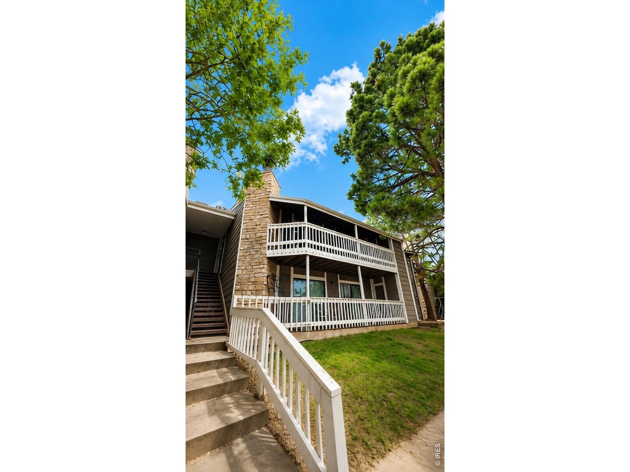 18003 E Ohio Ave 201 — photo