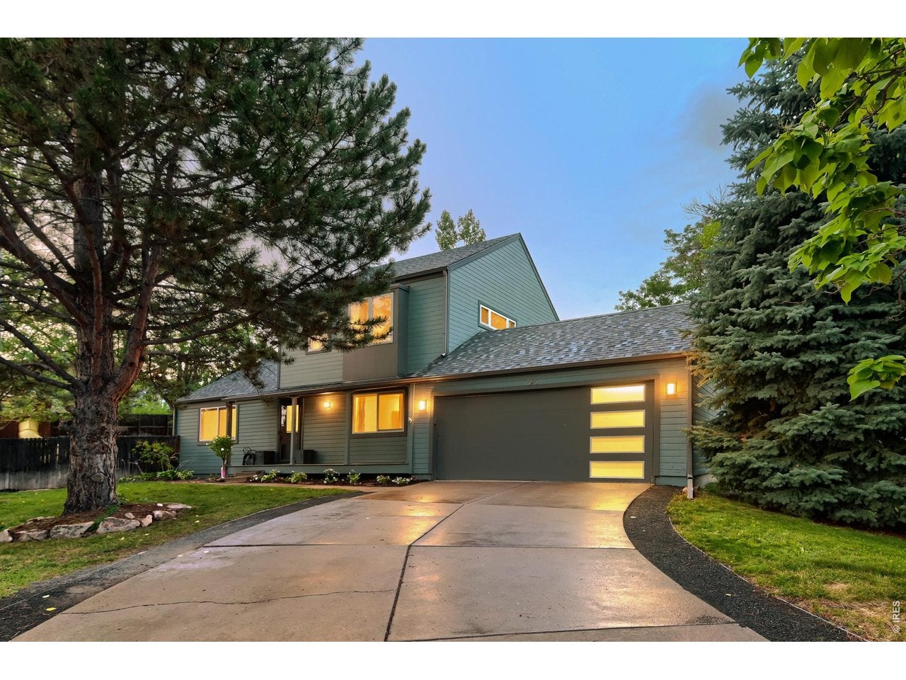 545 Catalpa Ct — photo